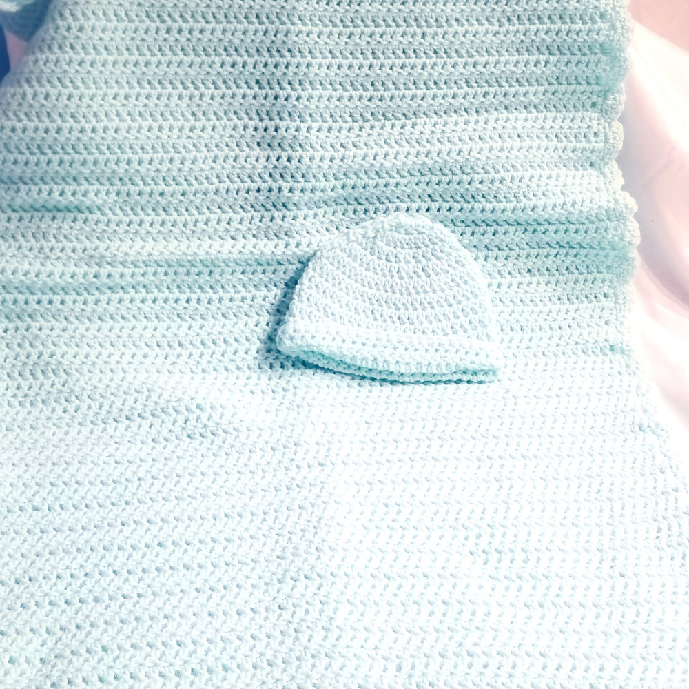 Crocheted Baby Blanket With Hat